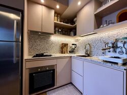 Commonwealth Towers (D3), Condominium #530484261